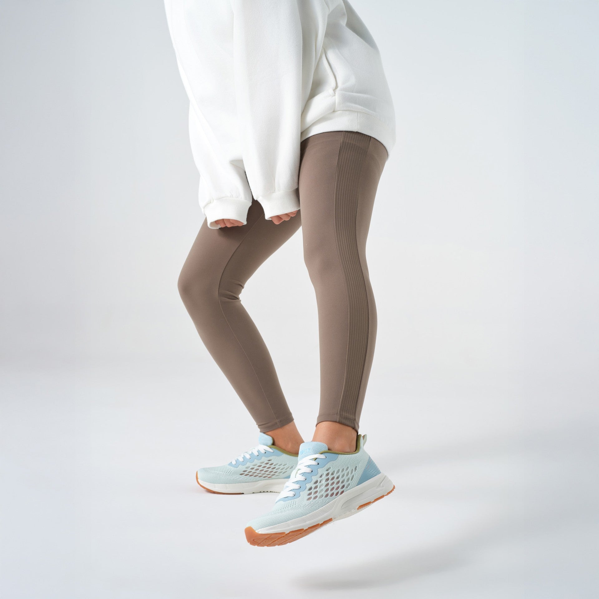 BR26 - Sneakers BREELITE 26 Hellblau